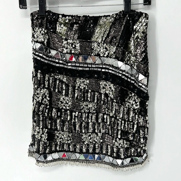 Nasty gal NWT embellished mini skirt 2 - Picture 1 of 9